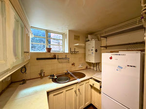 Photo 9- click for photo gallery